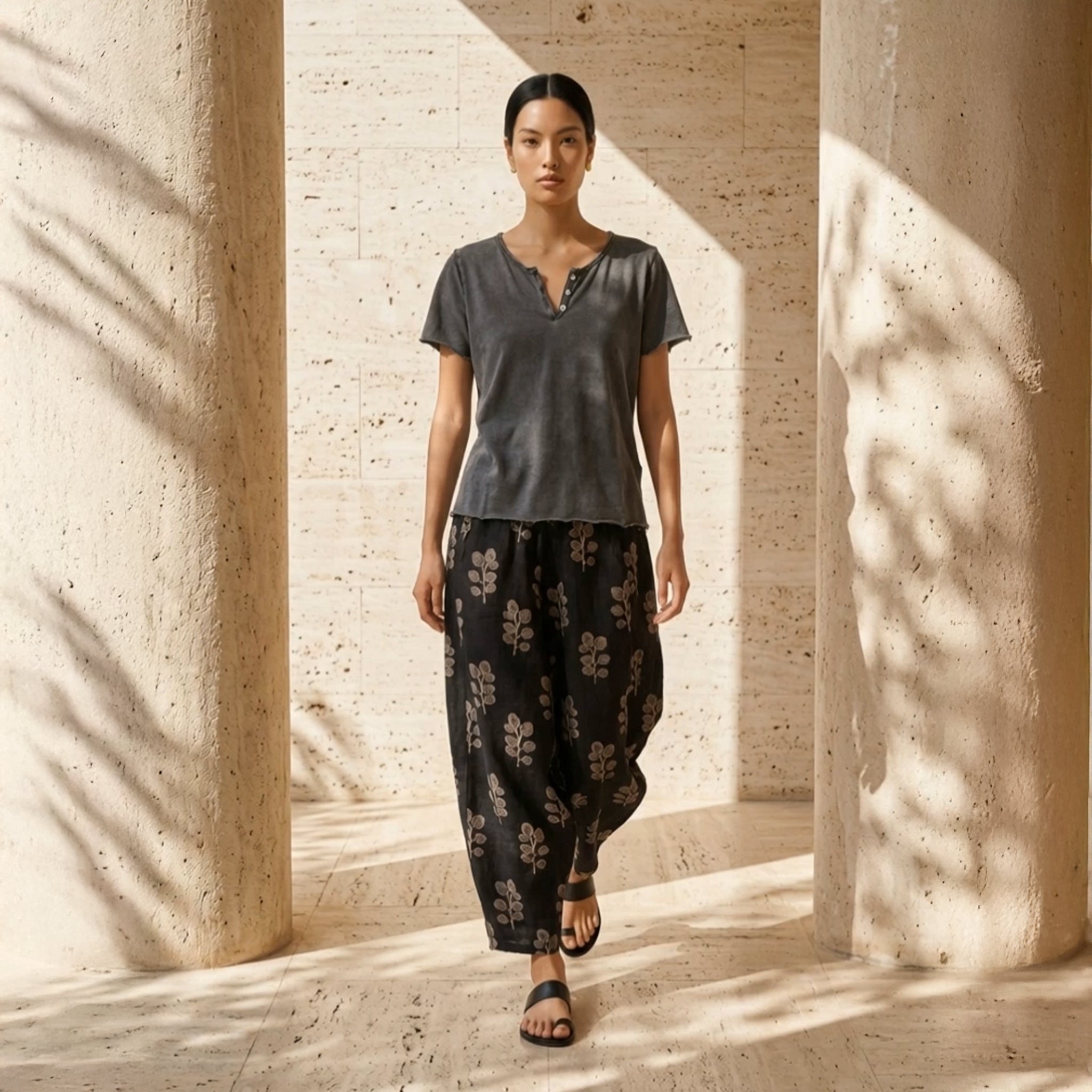 Pantalón Bombacho 100% Lino Orgánico Estampado Hojas Mujer