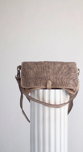 BOLSO BANDOLERA REJILLA PIEL